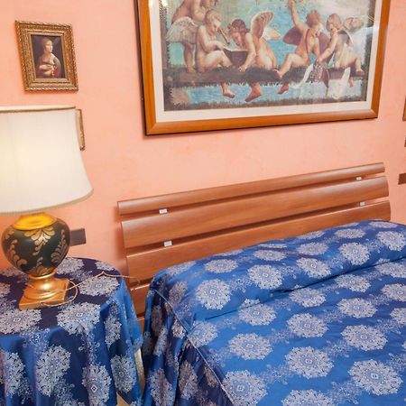 B&B Babri Simim Taj Rome Exterior photo